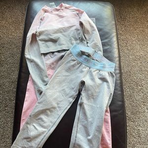 Gymshark LOT!  2 leggings 1 Top